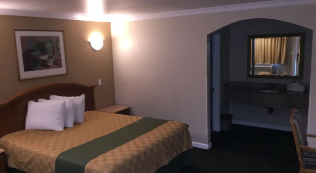 Двухместный люкс Walnut Inn & Suites West Covina