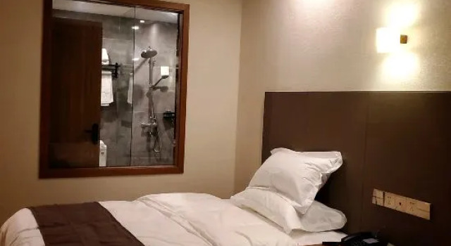 Люкс Chongmingquanling Hotel