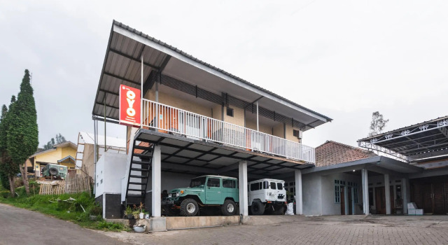 OYO 1765 Herman Homestay