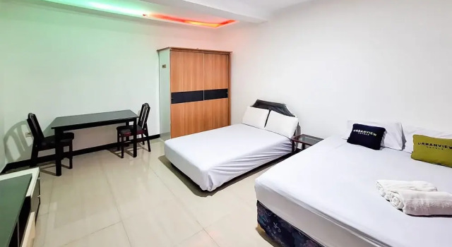 Suite Urbanview Hotel Kusuma Garden Cianjur