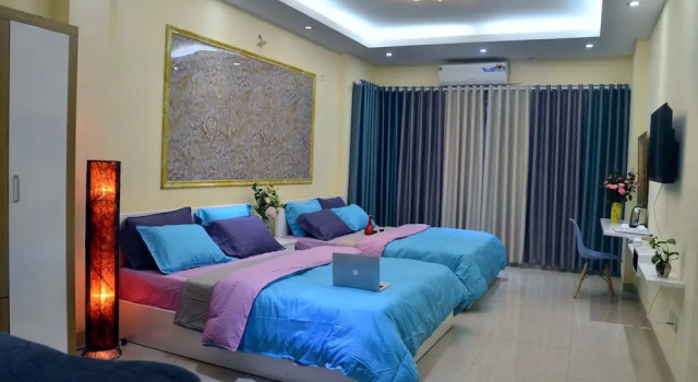 Четырёхместный номер Premium c 1 комнатой с видом на город Bee House near Hanoi Opera House