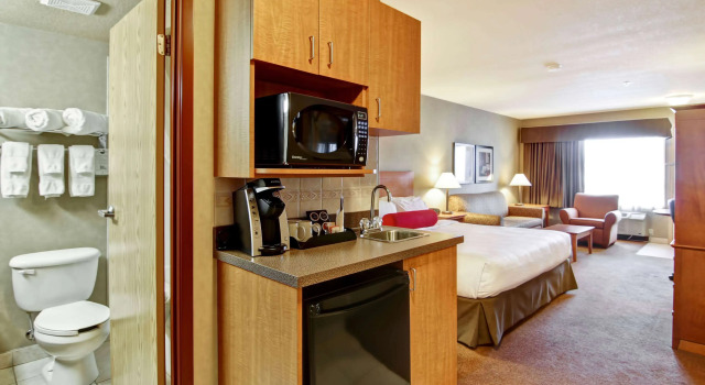 Ramada by Wyndham Ponoka