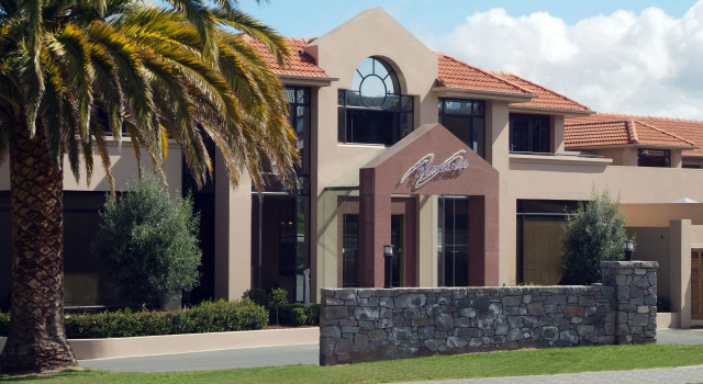 Millennium Hotel and Resort Manuels Taupō, Забронировать Курортный отель Отели Lake Taupo 4 звезды, 4*
