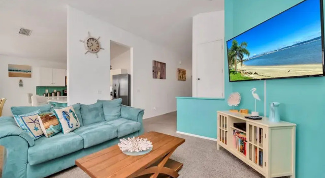 Bright Spacious Retreat With Private Pool Lanai Game Room, Book Hotel Hoteller i Four Corners med pool, Swimmingpool