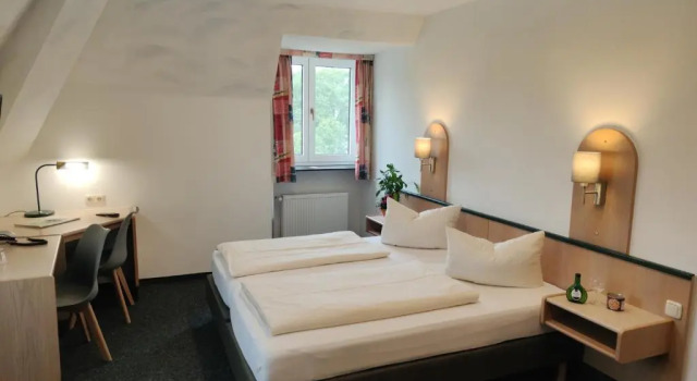Трёхместный номер Standard Hotel Regina