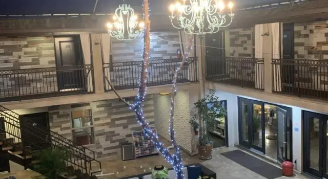 L.A. Sky Boutique Hotel