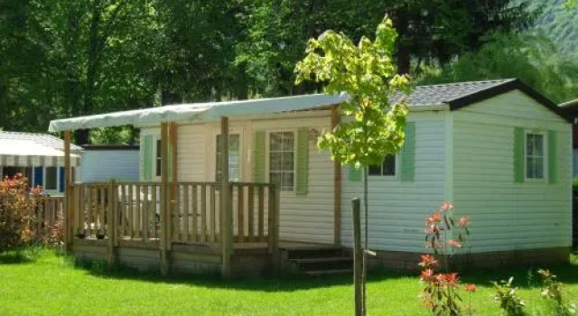Camping Le Haut-Salat, Book Campingplads Hoteller i Seix med pool, Swimmingpool