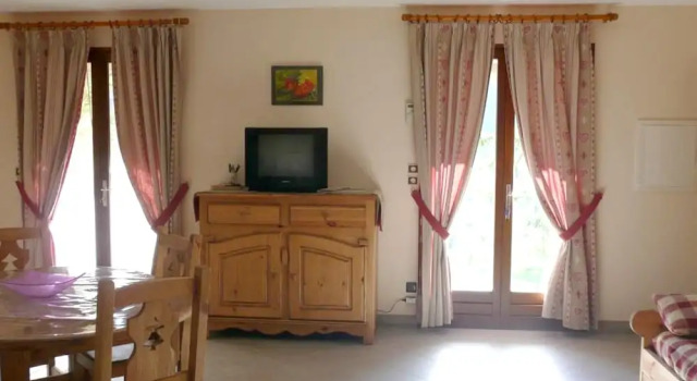 Apartment With one Bedroom in Saint-crepin, With Wonderful Mountain Vi