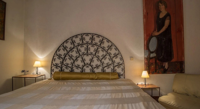 Romantic Hide Away in a Lush and Green Oasis, Rezerwuj Hotel Hotele w Lisbon Region z parkingiem, Parking