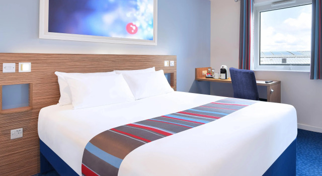 Номер Standard Travelodge Cardiff Atlantic Wharf Hotel