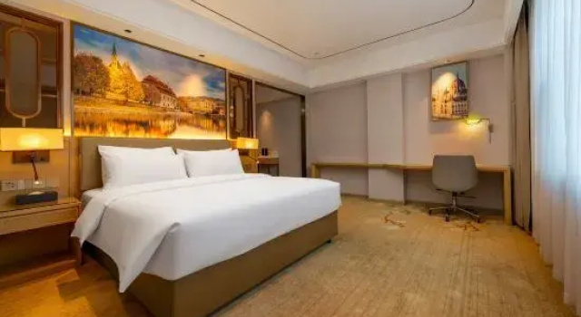 Семейный люкс Executive c 1 комнатой Vienna 3 Best Hotel (Lianjiang Experimental School Jinxiuhuajing)