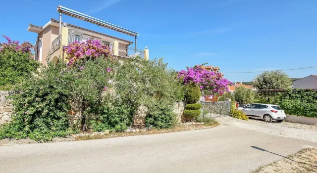 Apartments Branko, Rezerwuj Apartament Kanica Split-Dalmatia County