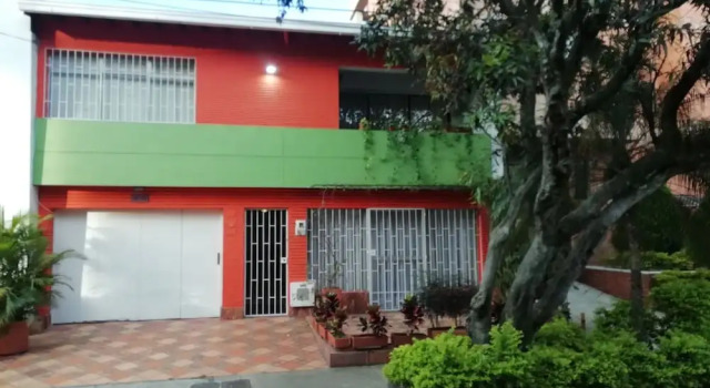 Bed & Breakfast Local Home, Réserver Maison de vacances Cottages à Medellín, Cottage