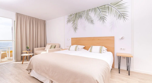 Студия с балконом и с видом на море Atlantic Holiday Hotel