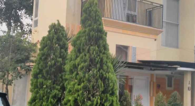 Alura Villa Batu