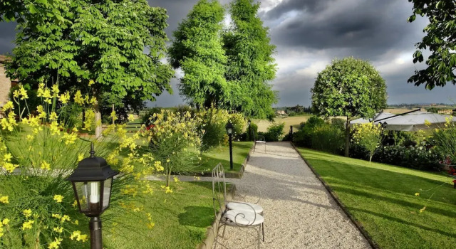 Коттедж Comfort с 2 комнатами Vintage Mansion in Montepulciano With Pool