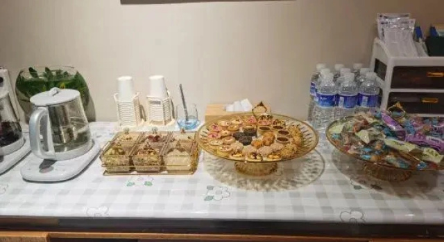 Homeinn Ripple Hotel (Shijiazhuang LeTai Center Wanlimiao Pedestrian Street)