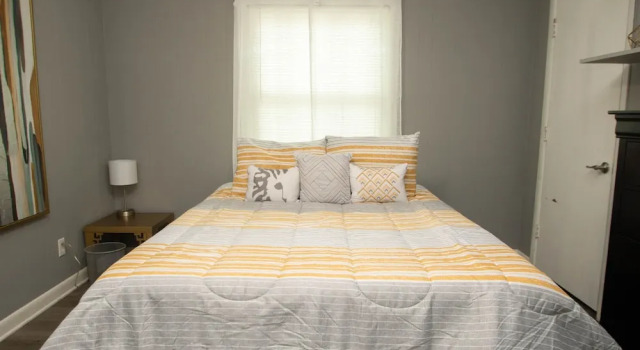 Midtown Serenity 3 Bedroom Home by RedAwning