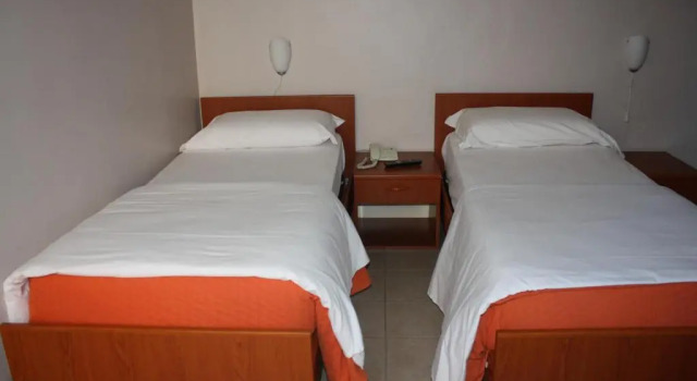 Трёхместный номер Standard Albergo Avalon
