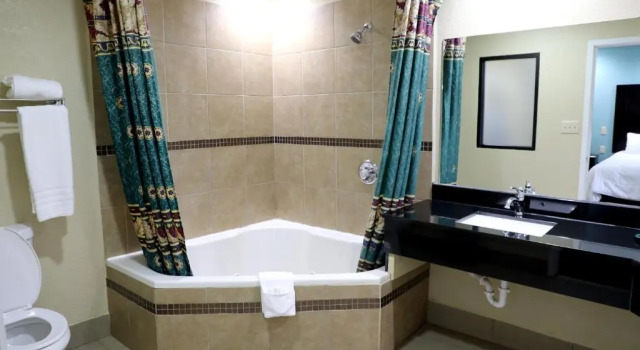Семейный номер Standard Ranger Inn & Suites