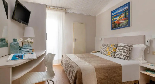 Четырёхместный номер Economy Hotel Eliseo Riccione