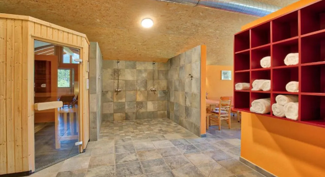 Appartement Klostertal, Book Apartment Hotels in Vorarlberg with Parking, Parking