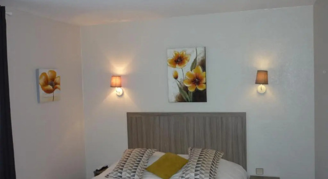 Sure Hotel by Best Western Saintes, Prenota Hotel Saintes Charente Marittima