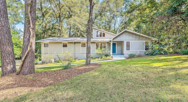 Коттедж Walk to UF: Remodeled Family Home w/ Patio!