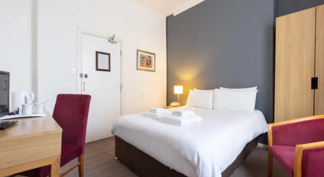 The Marine Hotel, Забронировать Отель Отели Лландидно с бассейном, рядом с Парки отдыха, Бассейн