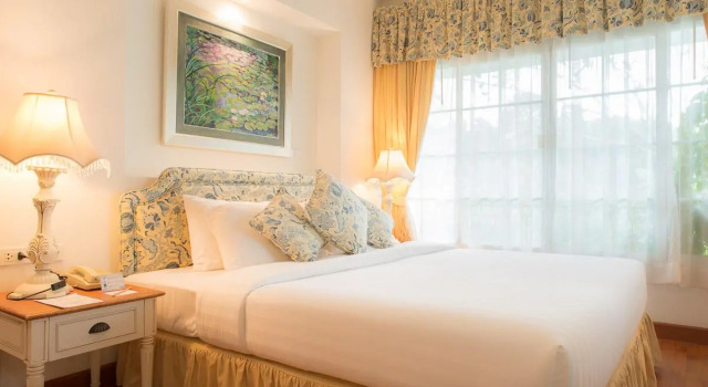Полулюкс Kensington English Garden Resort Khaoyai