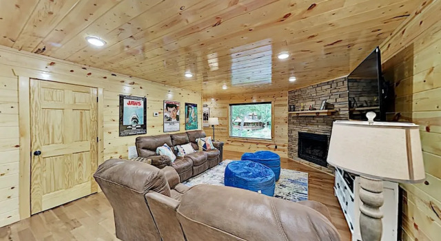 Lakpow45 3 Bedroom Cabin