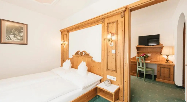 Двухместный полулюкс Hotel Hoferwirt - Neustift, Stubai