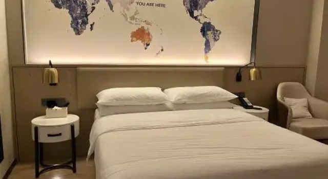 Люкс Kyriad Marvelous Hotel Shenzhen Longgang Dayun City Center