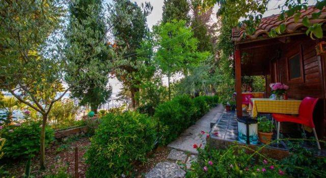 Бунгало Lodges Shen Nikolla