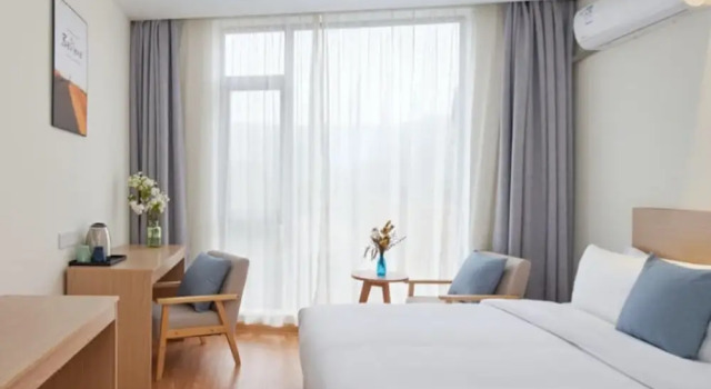 Семейный номер Superior Floral Hotel Xiangfengling Hostel