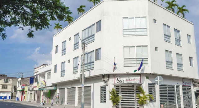Apartasuites San Marcos, Забронировать Отель Кали Cauca, рядом с Modern Art Museum La Tertulia