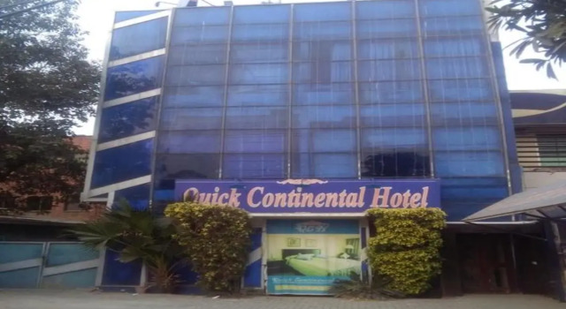 Quick Continental Hotel, Reservar Hotel Hotéis em Lahore com estacionamento, Estacionamento