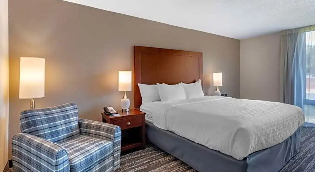 Номер Standard Clarion Inn Sheffield Muscle Shoals
