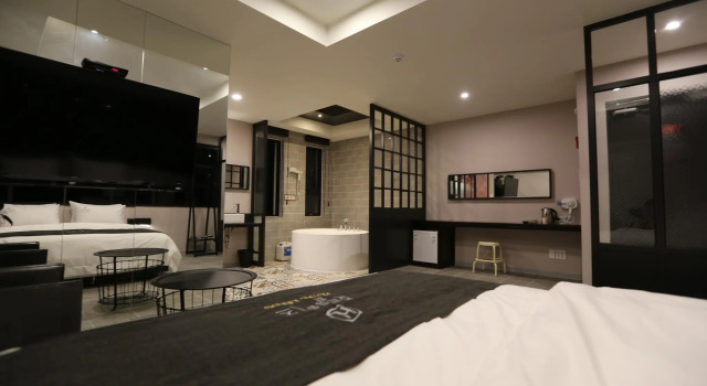 Hotel Leeds, Reserva ahora Hotel Pyeongtaek Gyeonggi-do