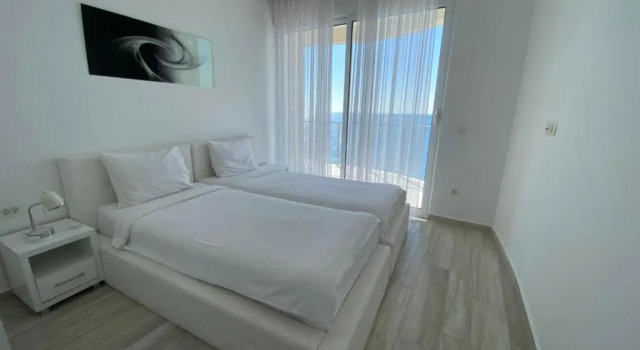 Апартаменты с 2 комнатами с видом на море Nautilus Apartments