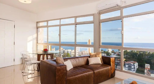 Luxury Surround Sea View Apartment