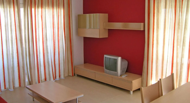 Salou Med Apartamentos, Забронировать Апартаменты/квартира Отели Салоу с бассейном, рядом с Римская вилла Бареньс, Бассейн