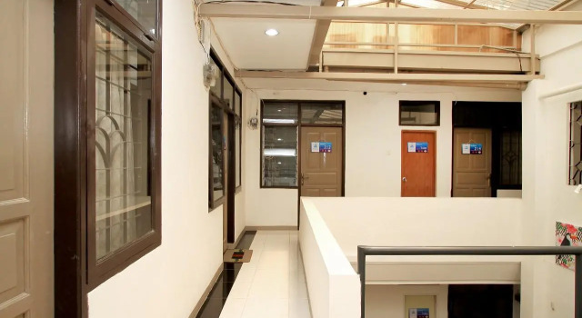 DREAMINN Guesthouse, Boek Hotel Hotels in Bandung met parkeren, in de buurt van Maranatha University, Parkeren