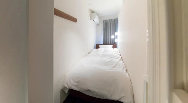 Кровать в общем номере (мужской номер) Rota Hostel