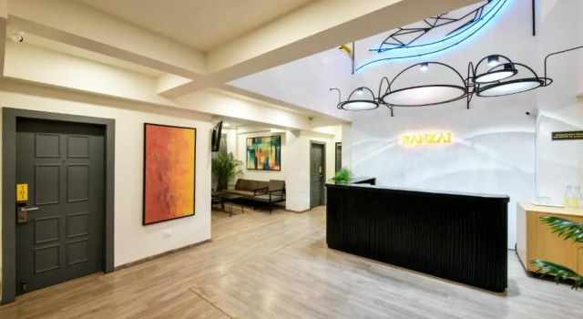 Hotel Banzai Rooms, Забронировать Отель Отели Насик 3 звезды, 3*