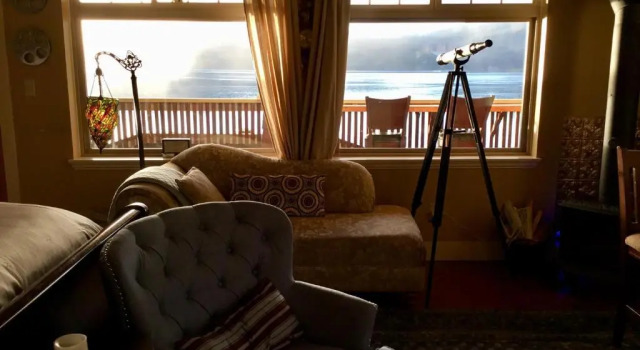 Люкс The Tuwanek Bed and Breakfast