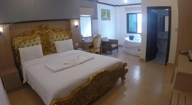 Люкс Sokdee City Hotel