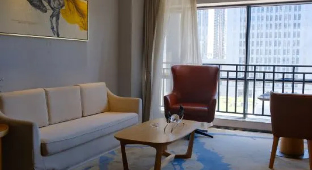 Люкс Comfort Ramada Encore by Wyndham Kunming West