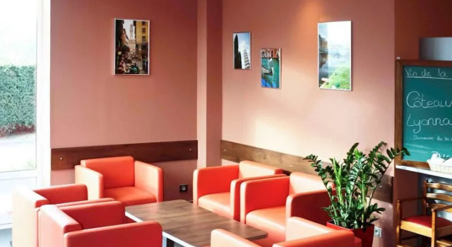 Кровать в общем номере IBIS Lyon Sud Chasse Sur Rhône
