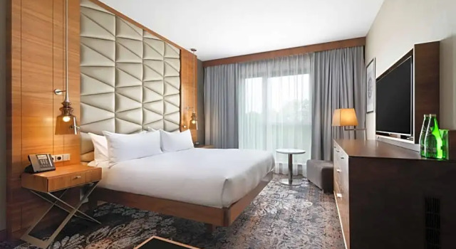 Люкс Presidential DoubleTree by Hilton Krakow Hotel & Convention Center